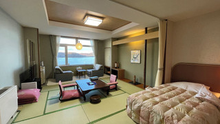 スタンダード和洋室　禁煙　湖側　（ベッド+布団）