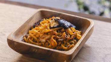 食事・飲み物 / 5