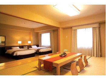 プールデビューにおすすめ！水深約15㎝の幼児プールがあるホテル3495089