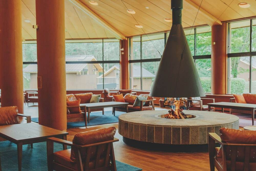 ドーム型テントも！大自然と一体化する忘れられないアウトドアステイ3425381