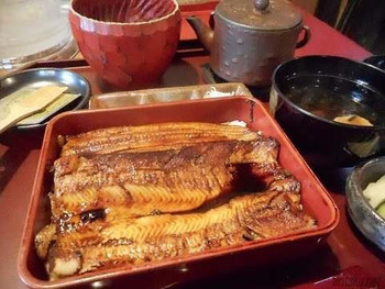 「玉ゐ 本店」 料理 71024057 穴子の箱めし（中箱）