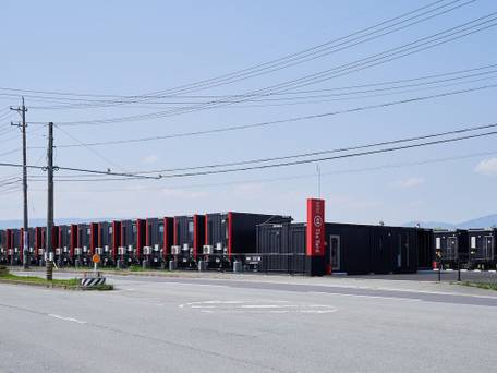 HOTEL R9 The Yard 津 / 1