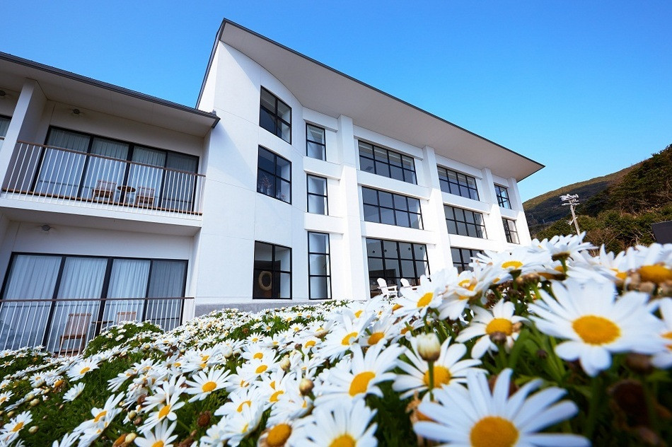 優しい時間を過ごすなら。修道院のような心静まる宿3461936