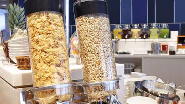 朝食スペース / 7