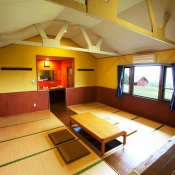 林間学校を思い出す？ロッジ風のお部屋にワクワクが止まらない！4254965