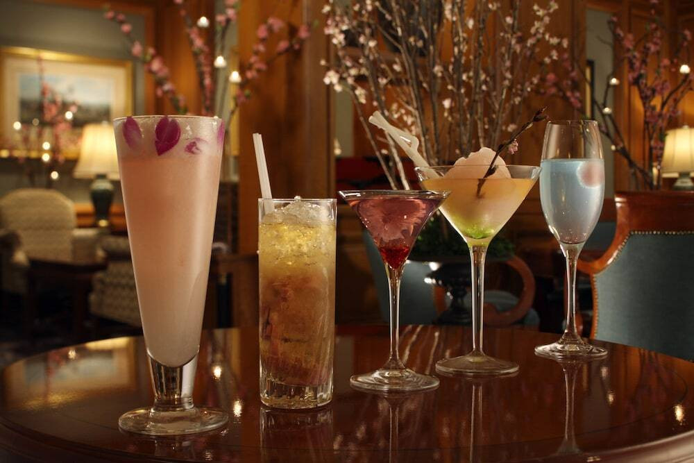 メインバーで大人の時間を3485782