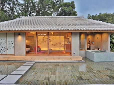 翡翠巣 KAWASEMINOSU（MUKAKA VILLA） / 3