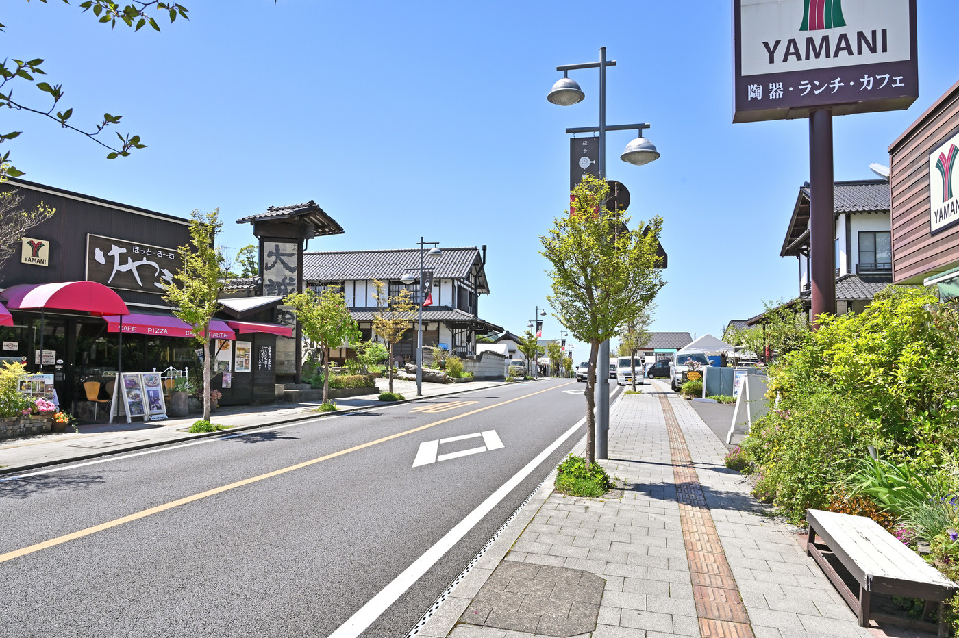 窯元巡りにカフェ、雑貨店…町歩きも楽しめます4272007