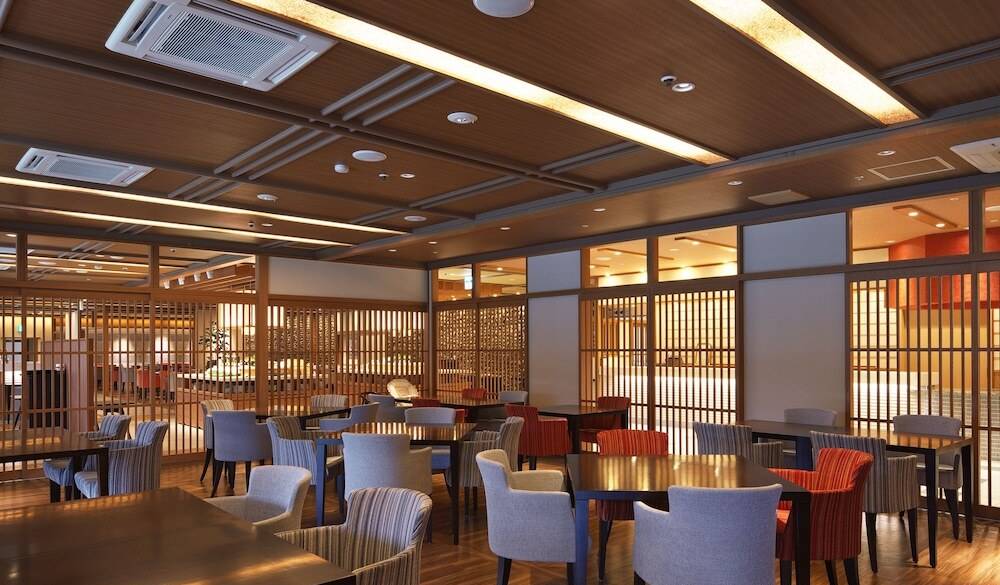 利根川に導かれ
ゆるりとチェックイン / 2