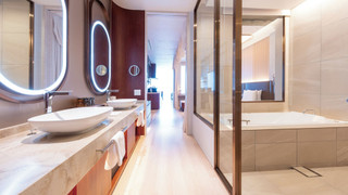 エグゼクティブ スイート 禁煙 (ラウンジアクセス付き)