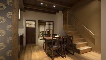 客室内のダイニングエリア / 26