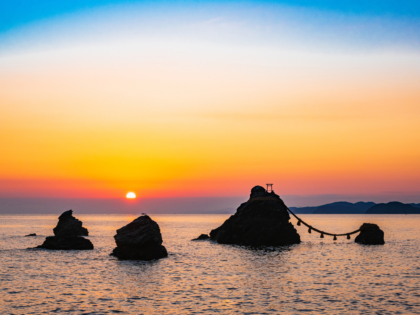 伊勢　二見浦の日の出