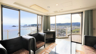 [オーシャンビュー] 客室最上階 32階ロイヤルスイートルーム/アフターグロウ 禁煙