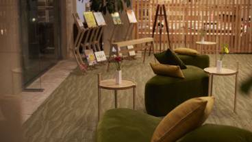 ロビーラウンジ / 9