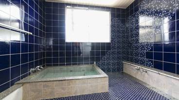 屋内スパ浴槽 / 2