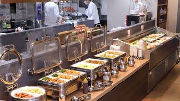 朝食ビュッフェ / 3