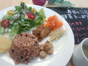 「ナチュラル カフェ ゴエン」料理 1082192 日替わりメニュー「野菜たっぷりプレート　￥１，０００（スープ付）