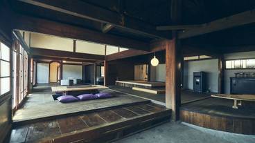 内部エントランス / 2