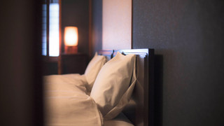 3階セミダブルベッド1台小さいお部屋(食事なし) (トイレ付·共用バス) 禁煙