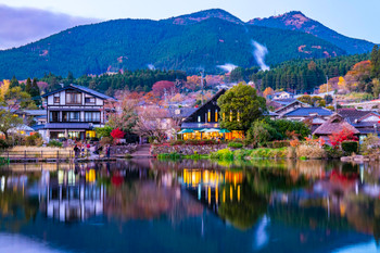 Oita 's tourist spot: Beautiful Lake Kinrin