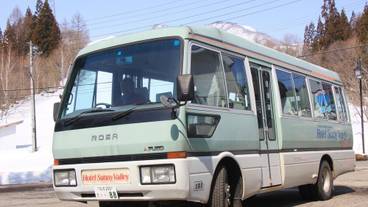 市街地へのシャトル サービス / 14