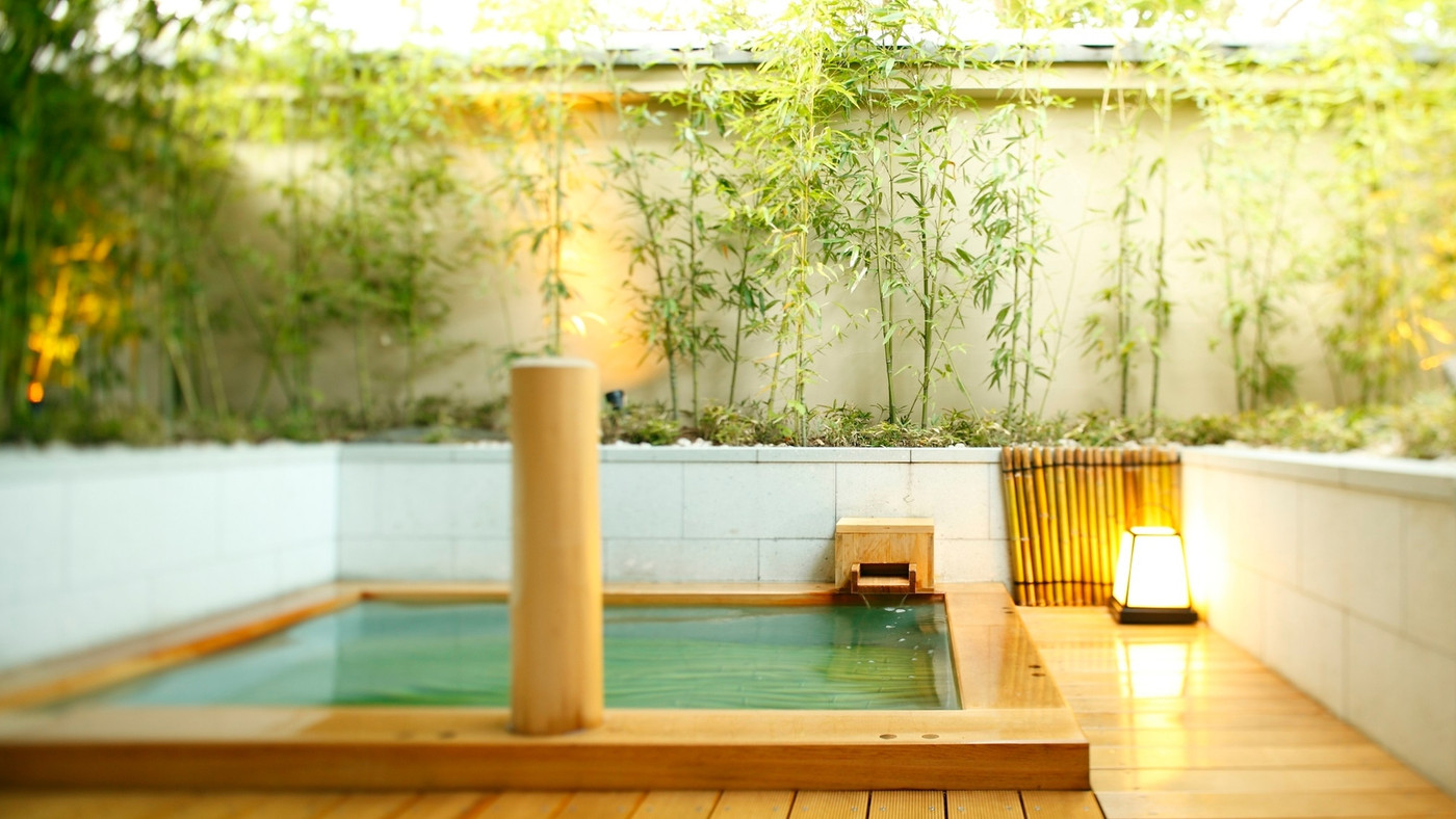 大分に温泉旅行行った際の写真です。お肌ツルツル。