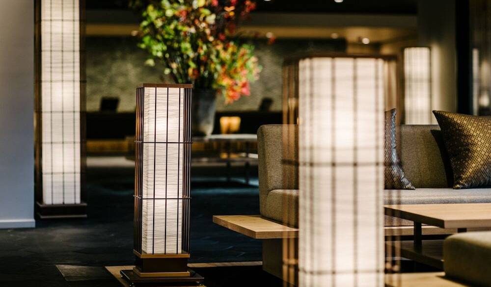 ロビーラウンジ / 2