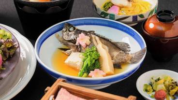 食事・飲み物 / 9