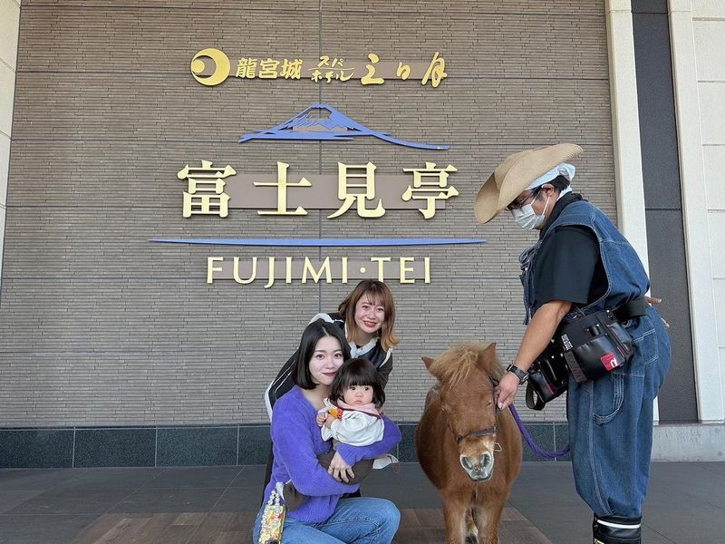 ホテルの門構えが凄すぎてテンションが上がりました！ロビーからの絶景も本当に素晴らしかったです。