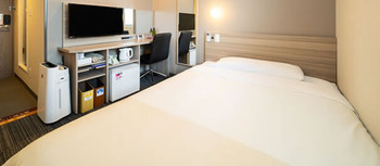 5. スーパーホテル新横浜【徒歩3分】3640691