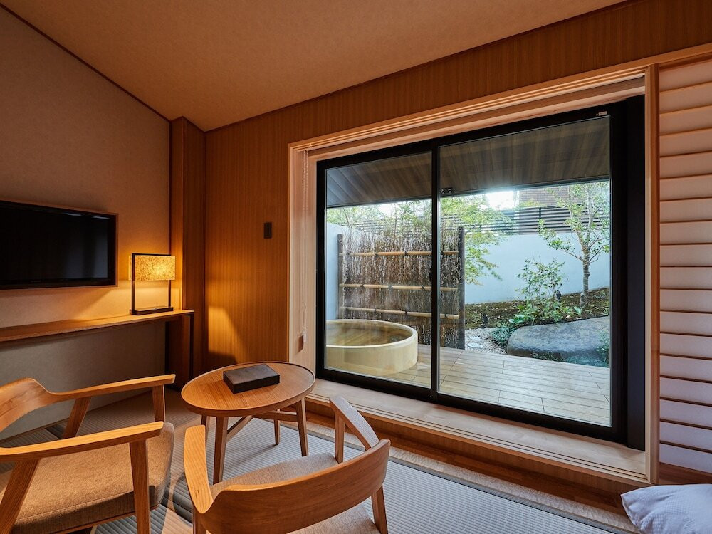 箱根・芦ノ湖温泉を東京で楽しむ。しっとり落ち着ける温泉宿4251842
