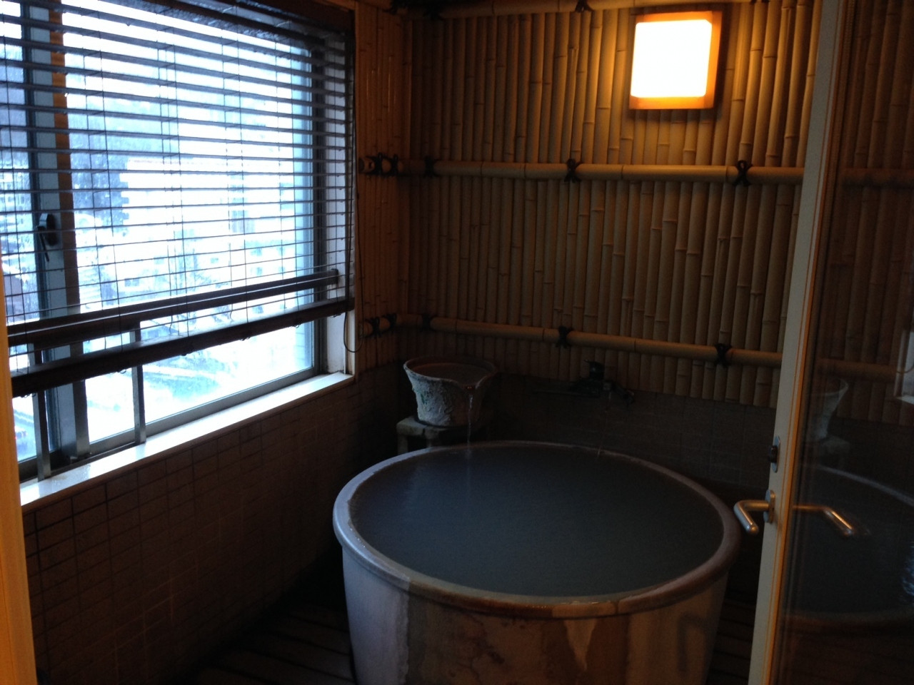 2. 大露天が魅力『ホテル まほろば』883325