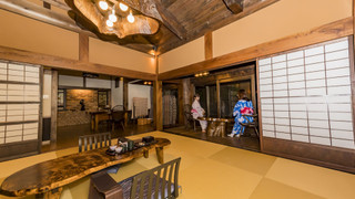 露天風呂付き離れ「ゆらり」客室