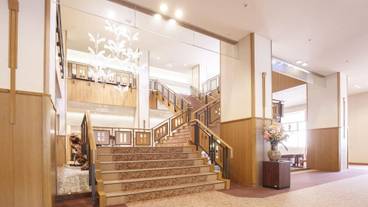 内部エントランス / 2