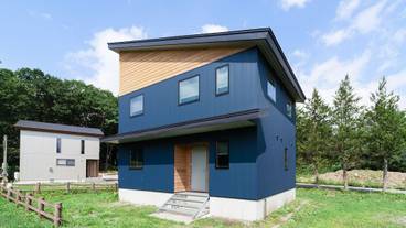 施設の入り口 / 3