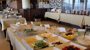 朝食ビュッフェ / 7