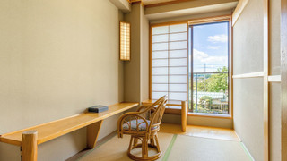深山亭低層階 和室 [山梨ワインラウンジ利用可能]