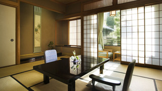 和室 デラックス 2人部屋 専用バスルーム付 マウンテンビュー (宝生)