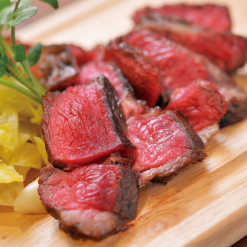 「ワインと熟成肉のイタリアン ボノ」料理 1243737 肉の旨みが引き立つ「熟成肉」