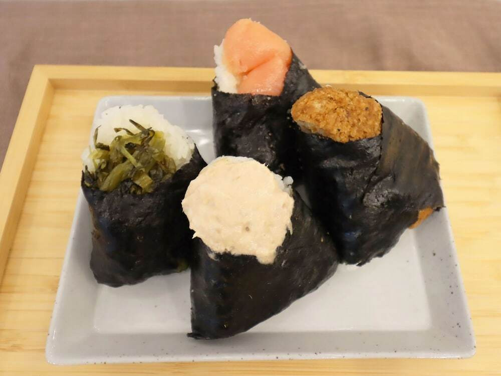 朝食