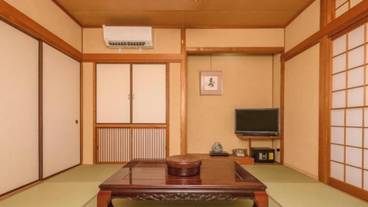 客室 / 2
