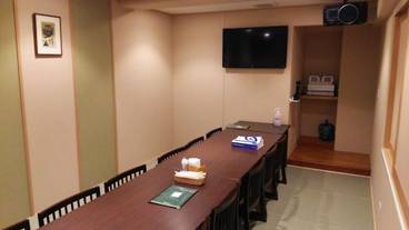 カラオケ ルーム / 4