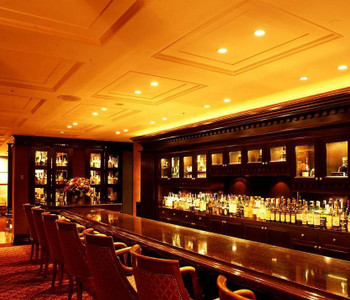 オークラホテルが魅せる正統派クラシックバー3917566