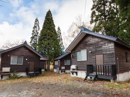 コンドミニアムホテル 苗場WEST 貸切コテージ / 4