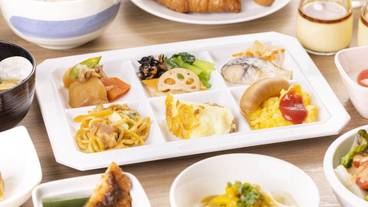 朝食ビュッフェ / 3