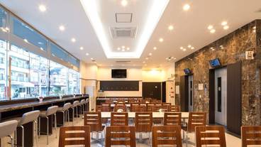 朝食スペース / 4