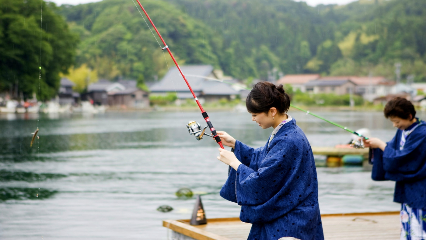 海洋深層水の洞窟風呂で身も心も磨かれる4244352