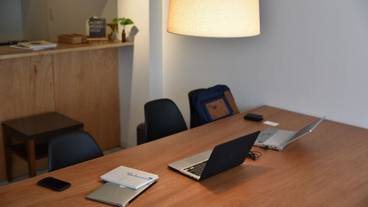 ロビーラウンジ / 8