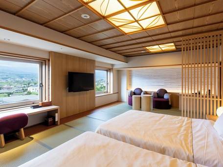 ホテル春日居 / 1