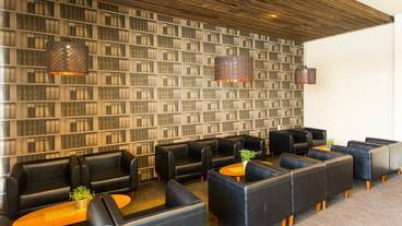 ロビー応接スペース / 30